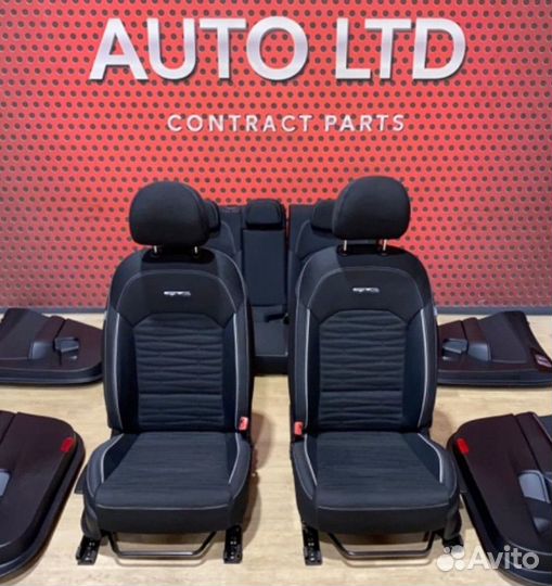 Сиденья передние Kia ProCeed 2022г