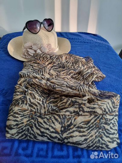 Леопардовое парео, платок, очки