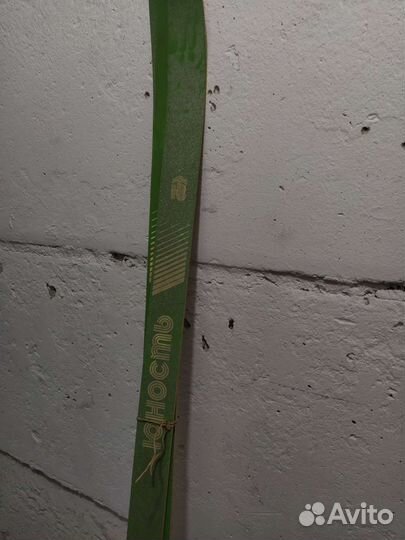 Лыжи 4 пары разные размеры