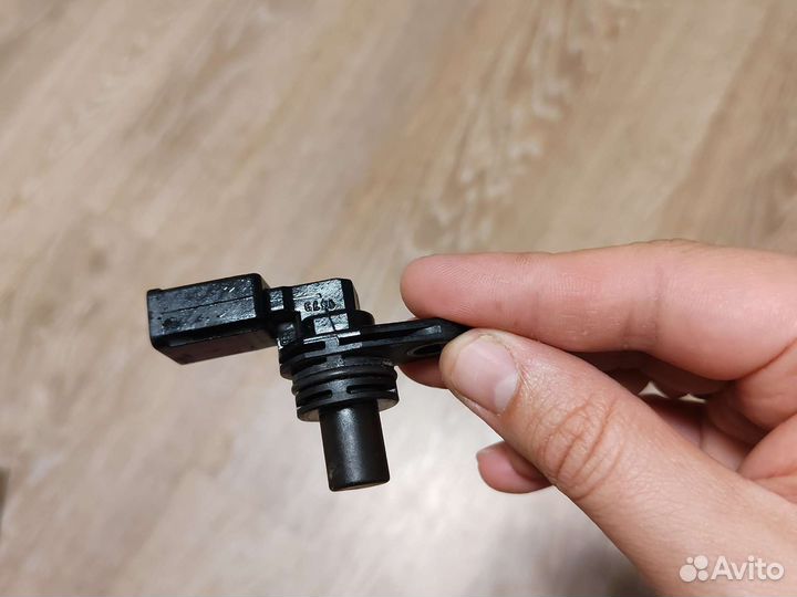 Датчик положения распредвала VAG