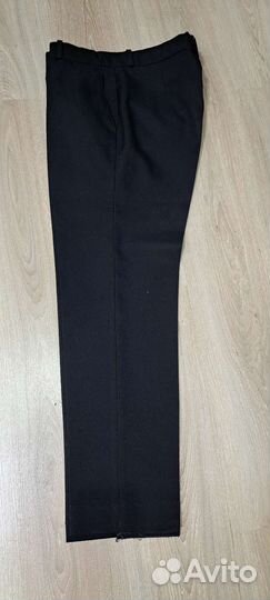 Продаю школьный костюм носили в 5 классе