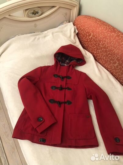Куртка красная - парка «Stradivarius»