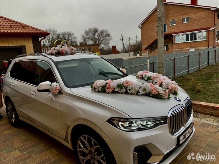 Свадебные украшения на автомобили