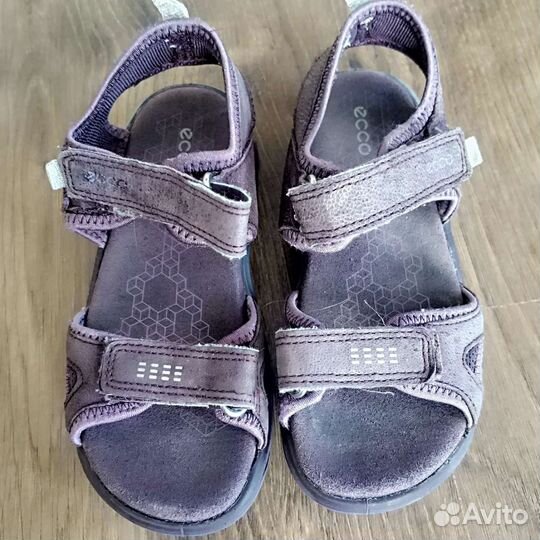 Босоножки для девочки ecco