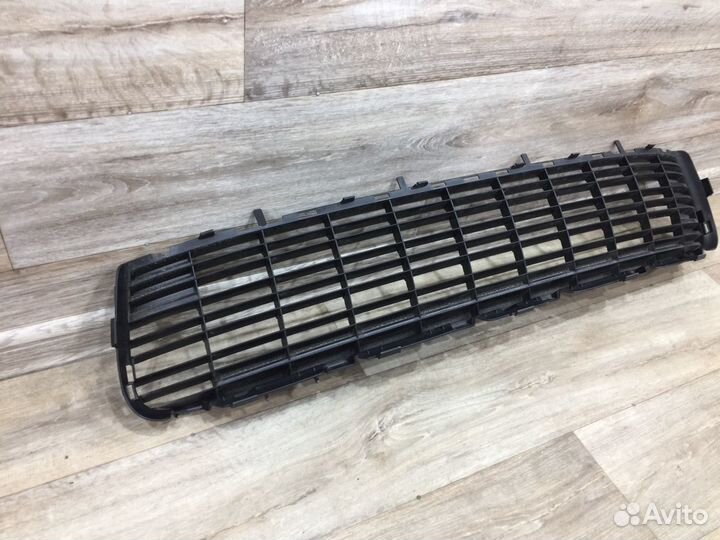 Решетка бампера внутренняя Peugeot 3008 (09-13)