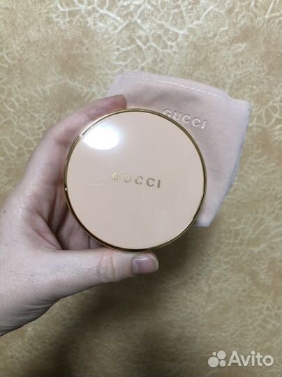 Косметика Dior, Gucci, Charlotte Tilbury