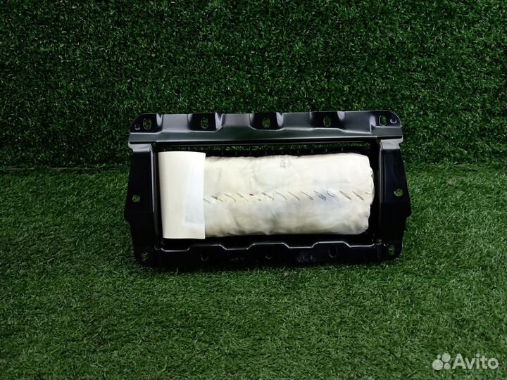 Подушка безопасности пассажира 5K0880204A Volkswag