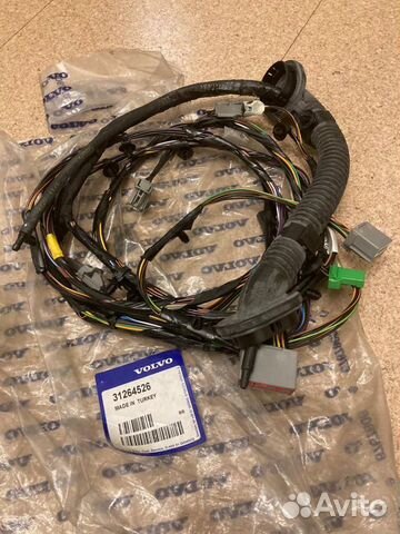 Проводка (коса) двери багажника v70, xc70 (08) vol