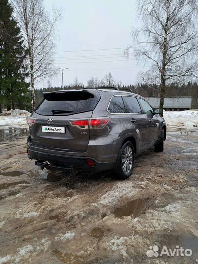 Toyota Highlander 3.5 AT, 2015, 339 316 км