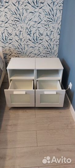 Тумбочки прикроватные IKEA бримнэс