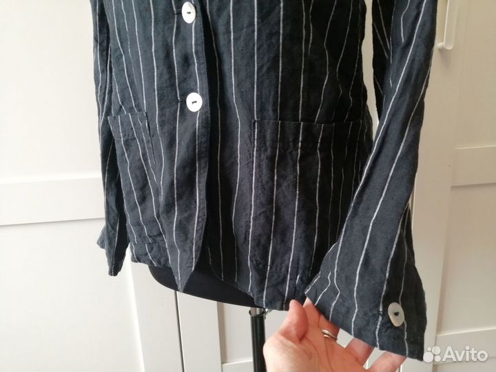 Черная льняная рубашка в пижамном стиле в полоску
