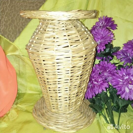 Корзина плетеная
