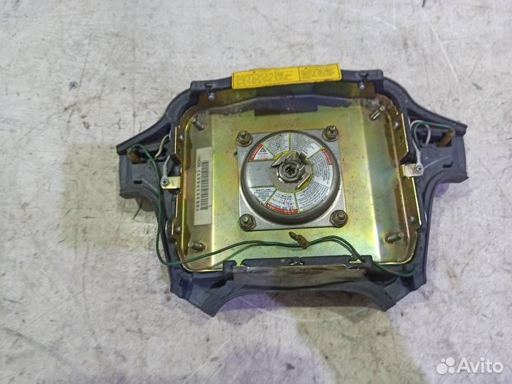 Подушка безопасности в руль