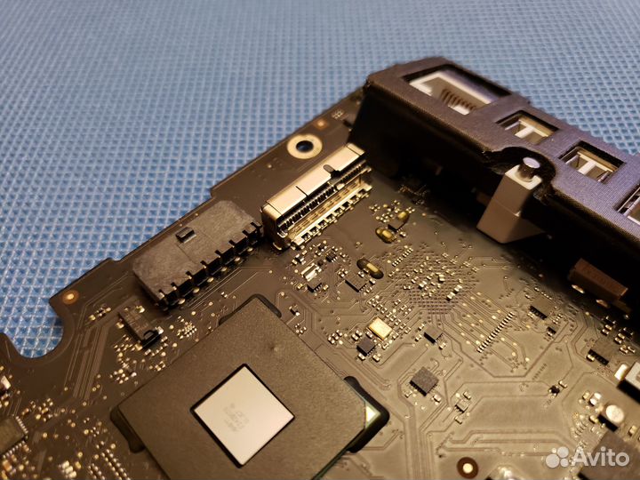 Материнские платы MacBook iMac