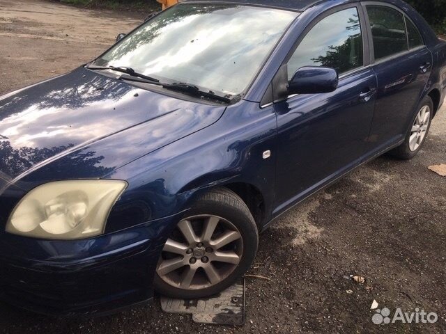 Разбор на запчасти Toyota Avensis 2