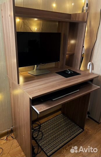 Компьютерный стол