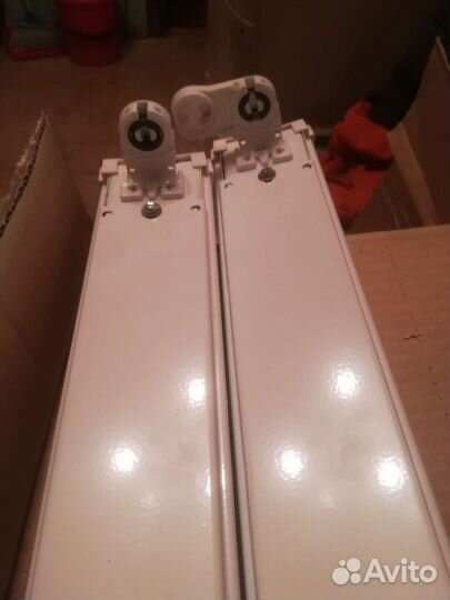 Светильник universal 136, с лампами