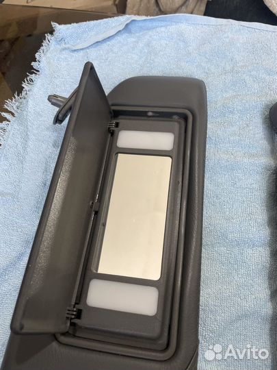 Солнцезащитный козырек в строчку на Mercedes w140