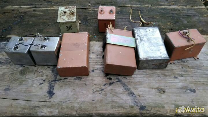 Конденсаторы разные