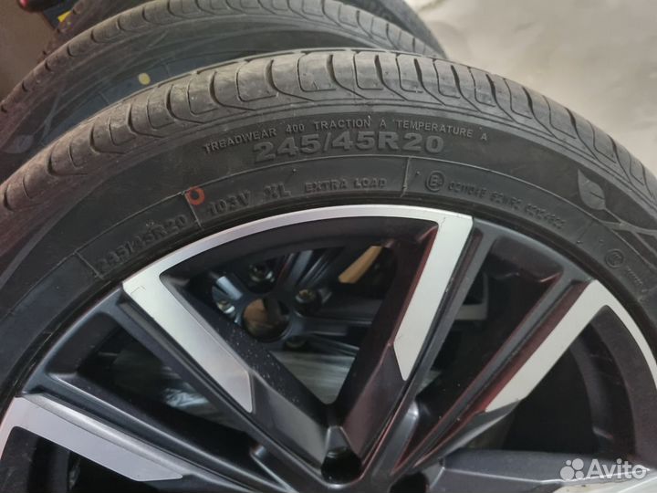 Комплект колес для Geely Monjaro 245/45 R20