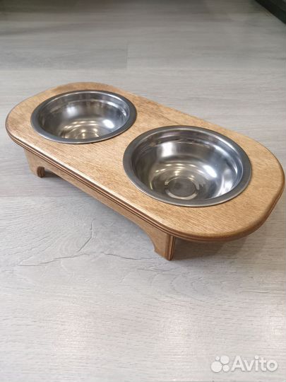 Подставка под миски для кошек и маленьких собак