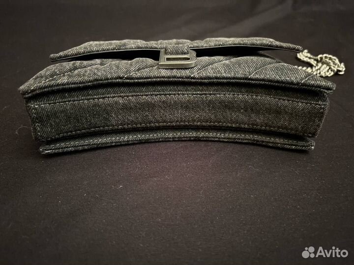 Сумка Balenciaga Crush Wallet