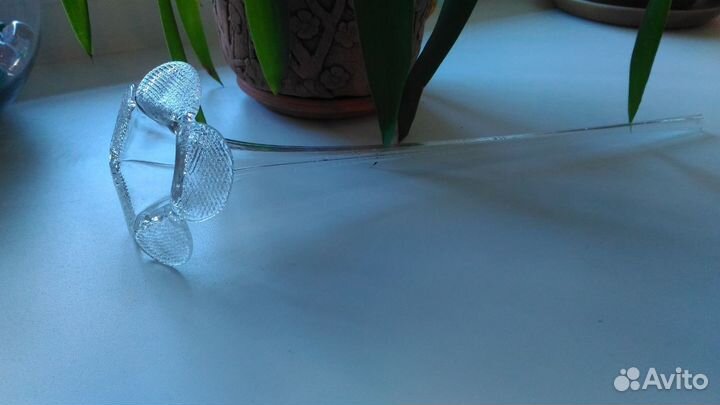 Продаю цветок из стекла