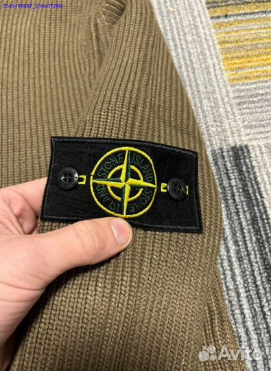 Уникальный джемпер Stone Island для сезона