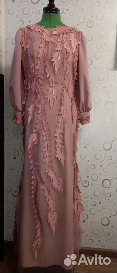 Нарядное платье