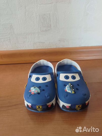 Crocs
