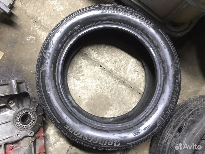 Bridgestone Turanza T005 225/55 R17