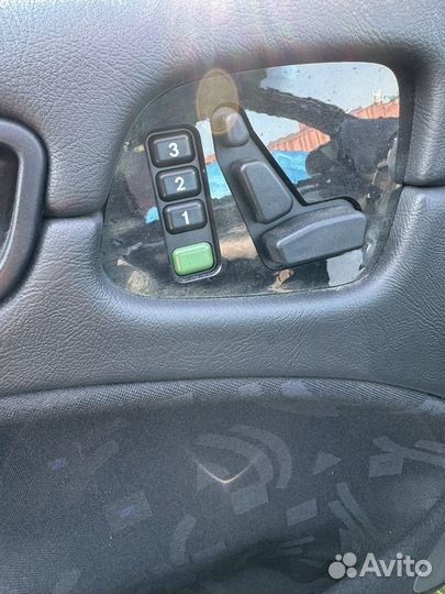 Дерево двери Мерседес 208. W208. Clk