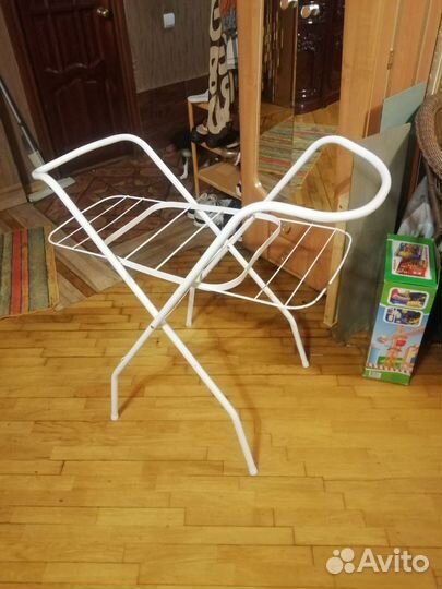 Подставка под ванну