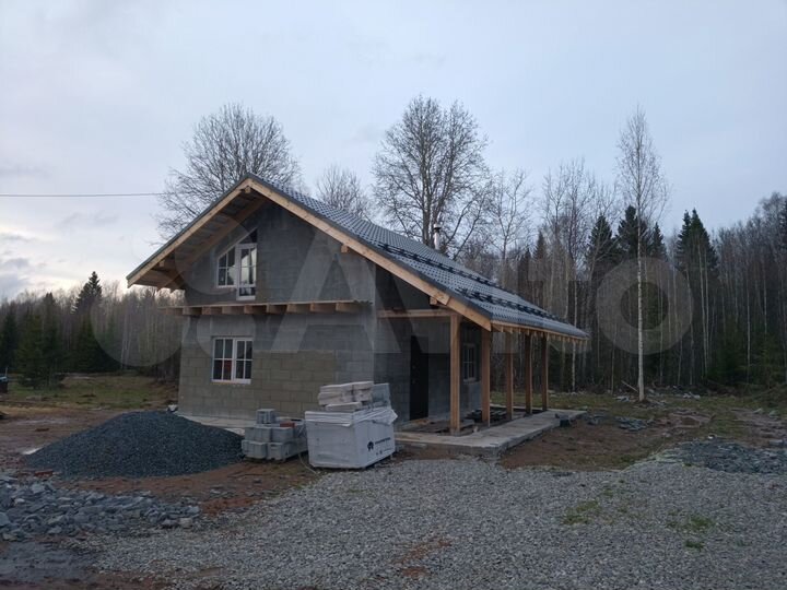 Дом 97,1 м² на участке 9 сот.