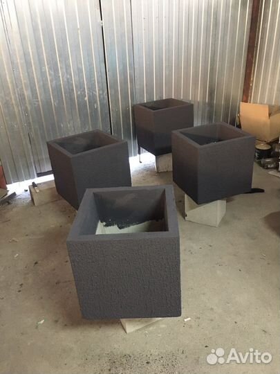 Кашпо для цветов из бетона