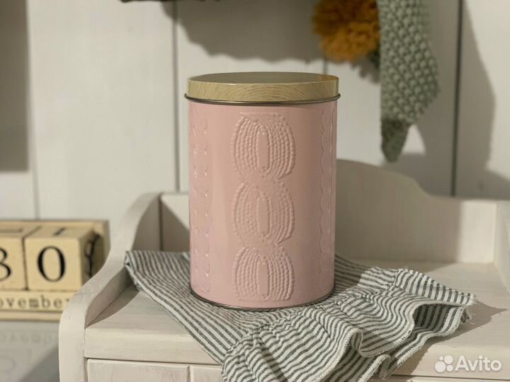 Новая металлическая банка для хранения 10*14 см