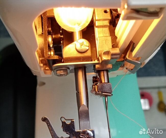 Швейная машинка janome
