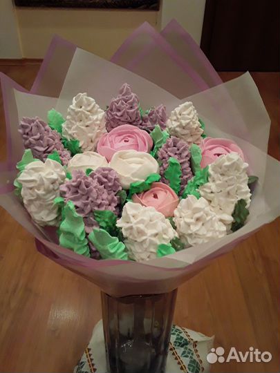 Зефирные букеты, коробочки и безе на заказ