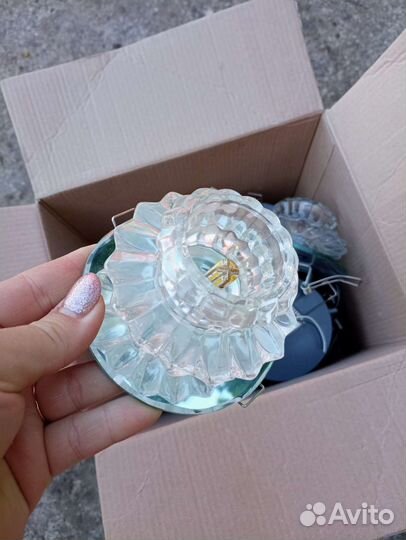 Светильники потолочные