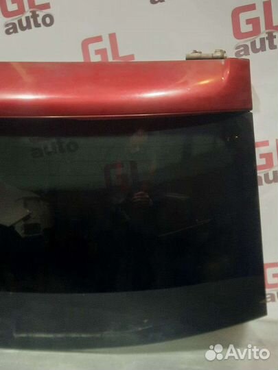 Стекло крышки багажника VW Touareg 1