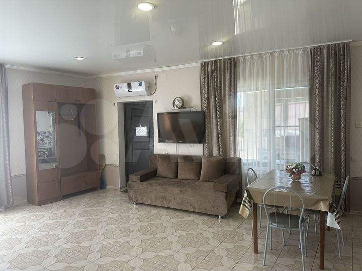 Комната 60 м² в 2-к., 2/2 эт.