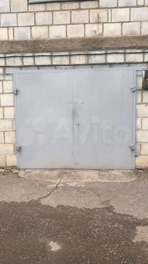 Гараж, > 30 м²