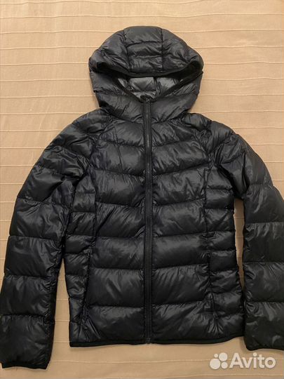 Легкий пуховик uniqlo размер 40 юникло