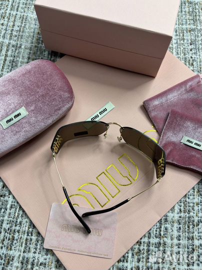 Солнцезащитные очки miu miu premium