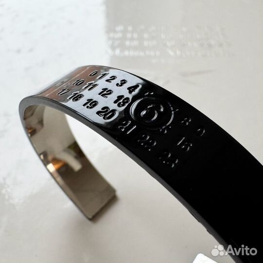 Maison Margiela MM6 браслет оригинал