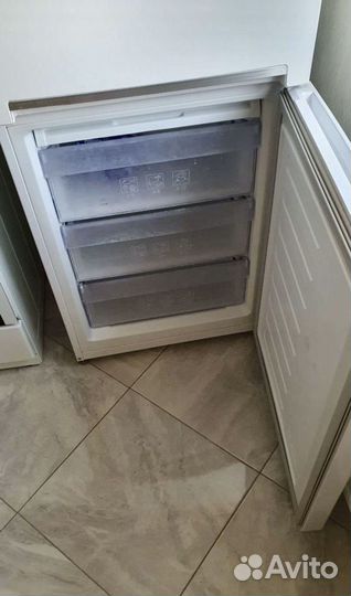 Холодильник бу Beko No Frost 2 метра