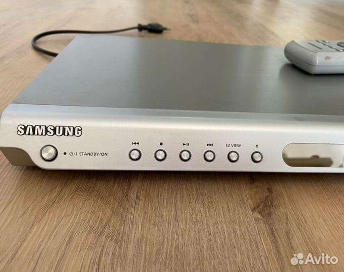 DVD проигрыватель samsung