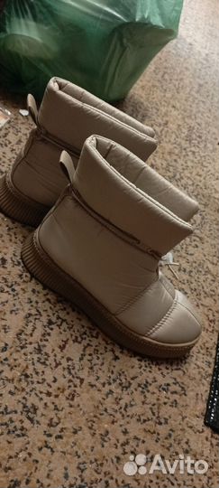 Дутики женские