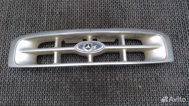 Решетка радиатора Ford Ranger, 2002