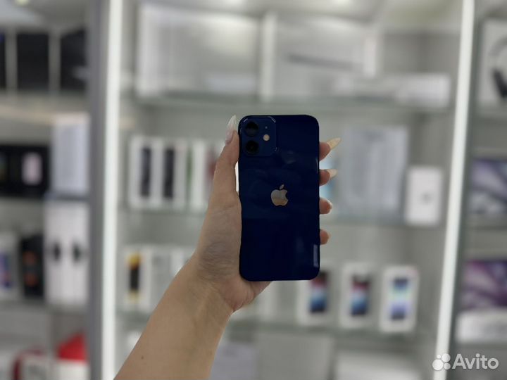 iPhone 12 mini, 64 ГБ